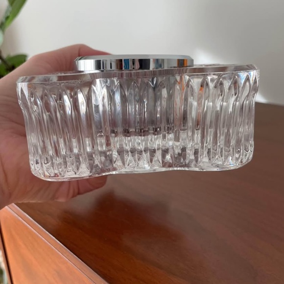 Waterford Crystal Bear Clock - Elegant Clear Design - Picture 4 of 9